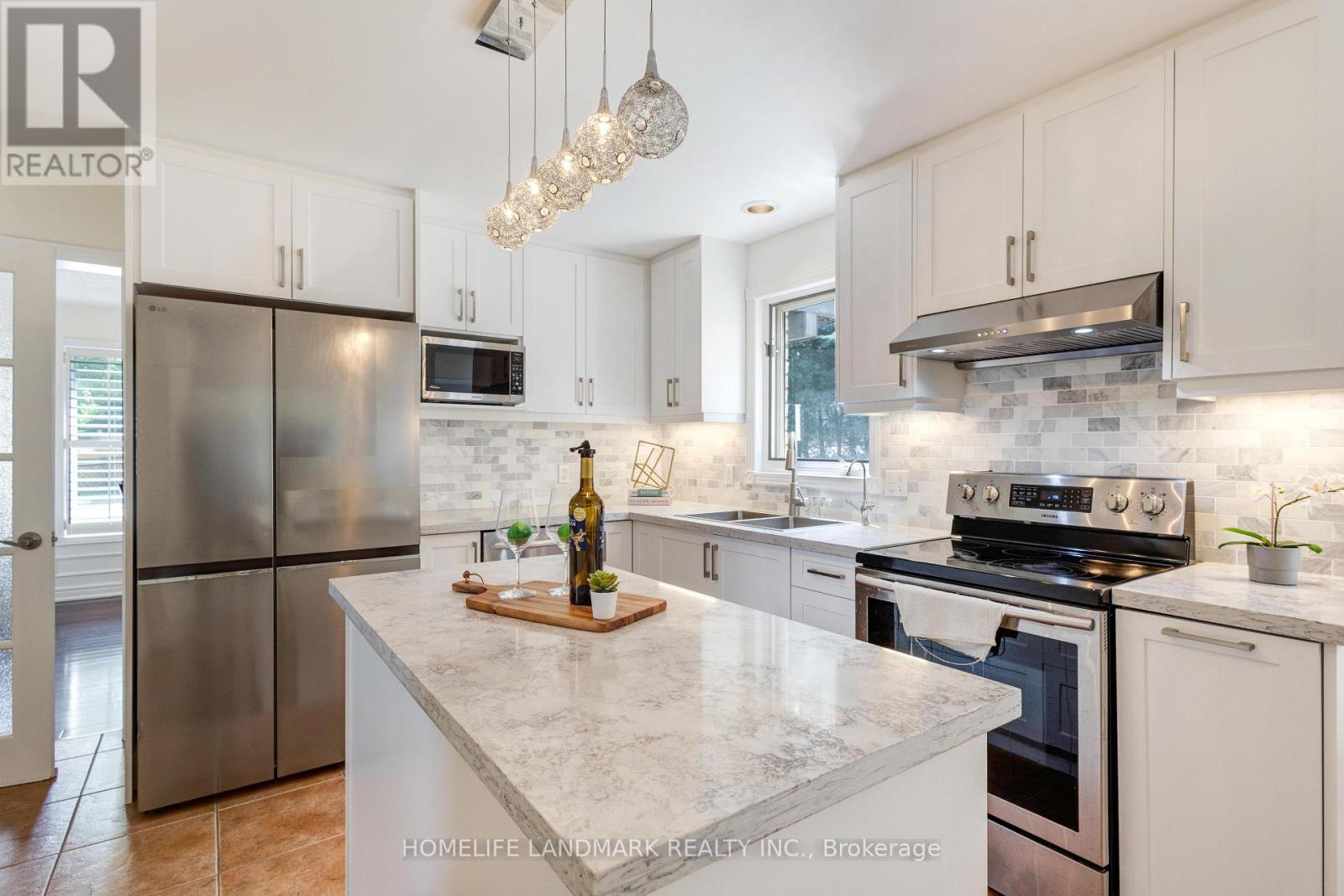 Photo 11 of 525 Leighland Drive, Waterloo ON