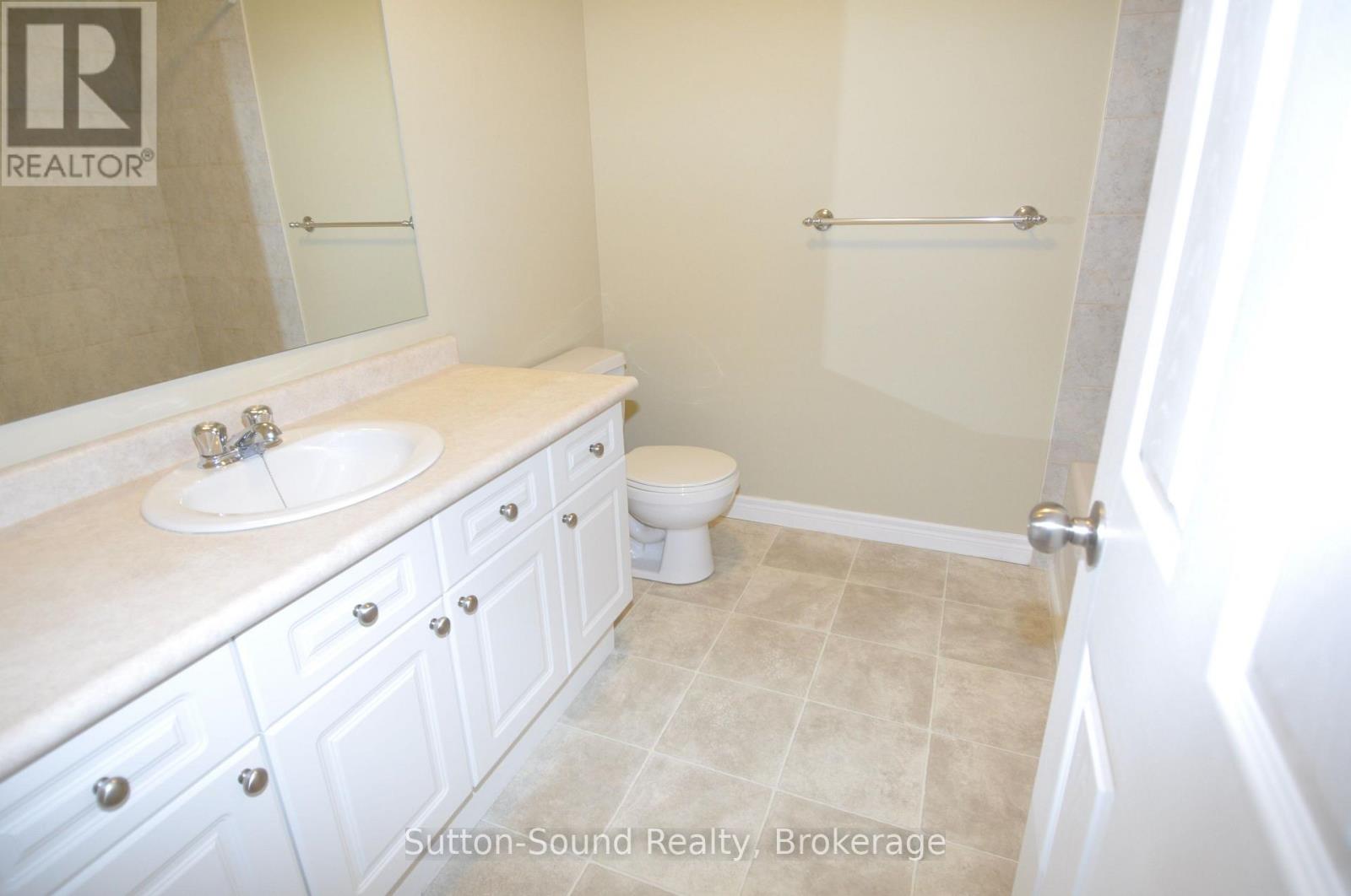Photo 27 of 1397 14th Avenue E, Owen Sound ON