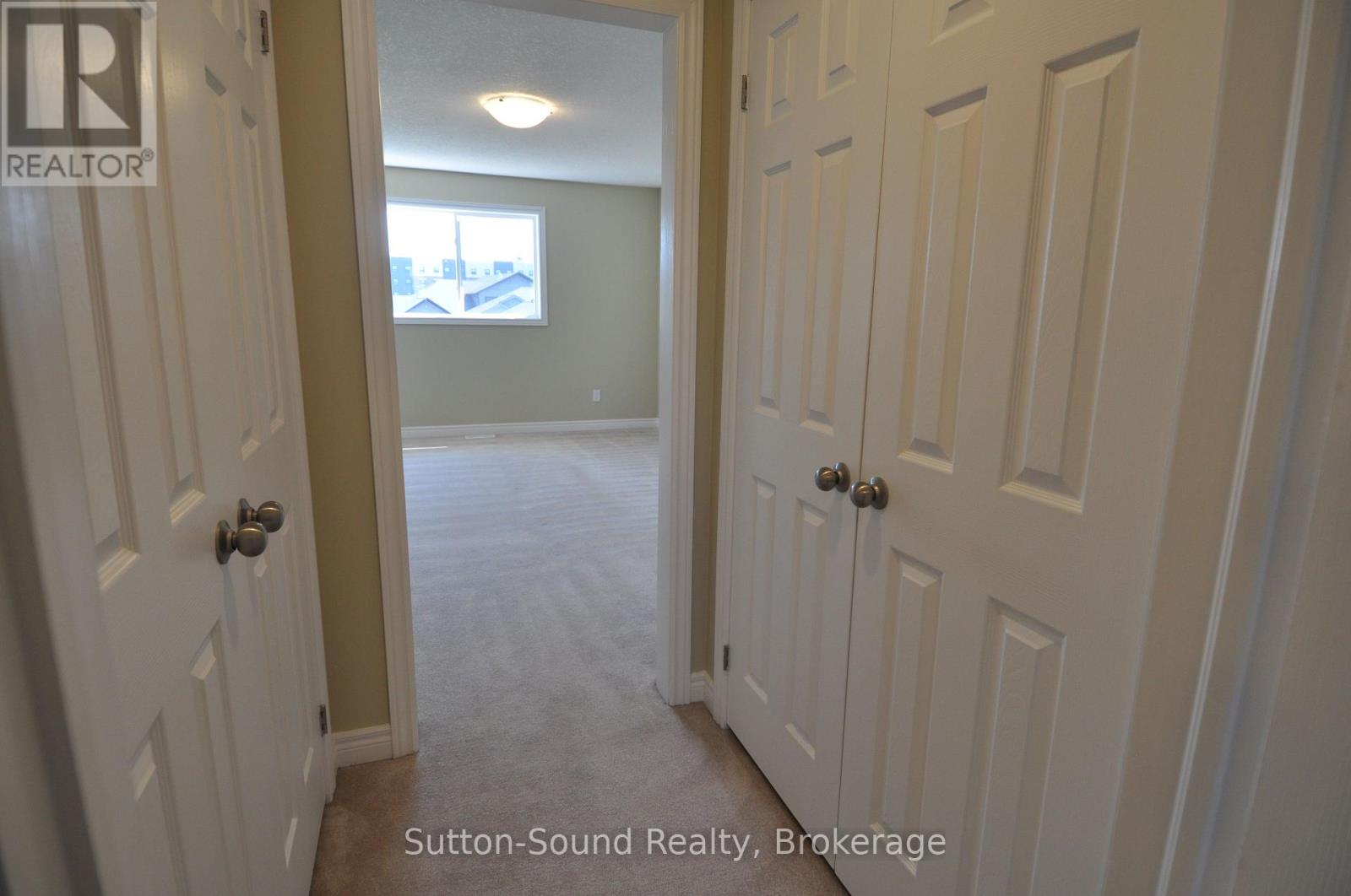 Photo 7 of 1397 14th Avenue E, Owen Sound ON