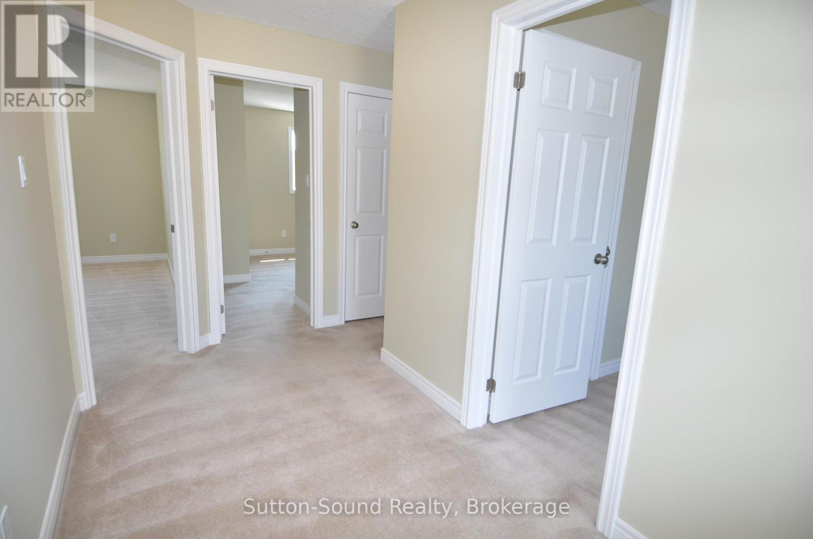 Photo 4 of 1397 14th Avenue E, Owen Sound ON