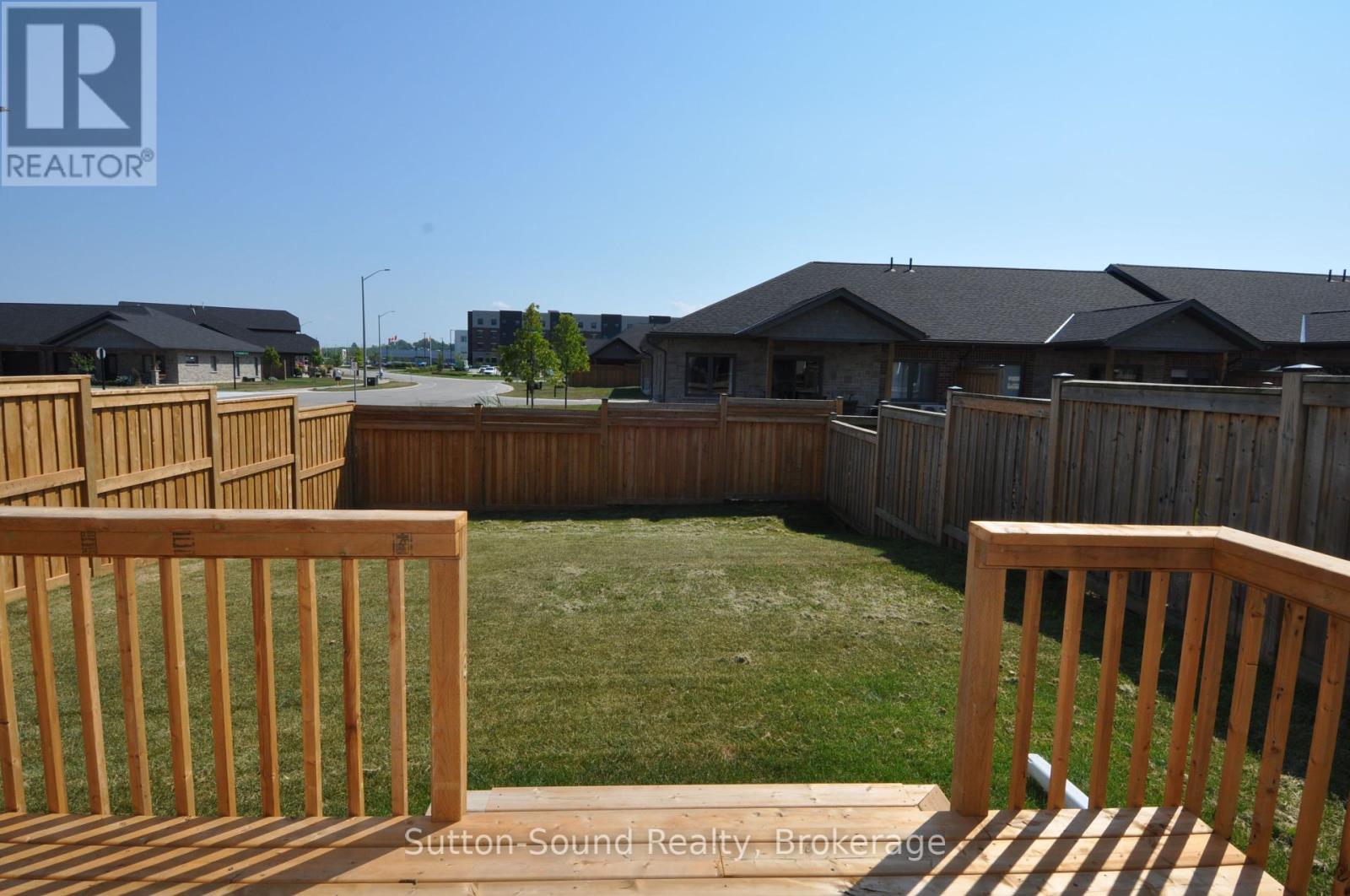 Photo 18 of 1397 14th Avenue E, Owen Sound ON