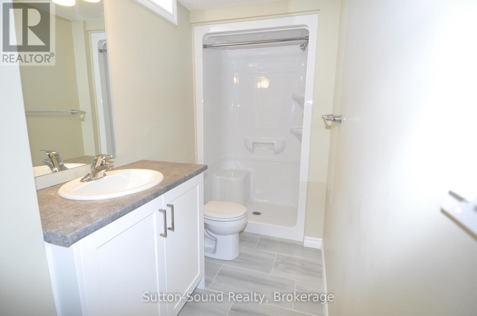 Photo 15 of 1397 14th Avenue E, Owen Sound ON