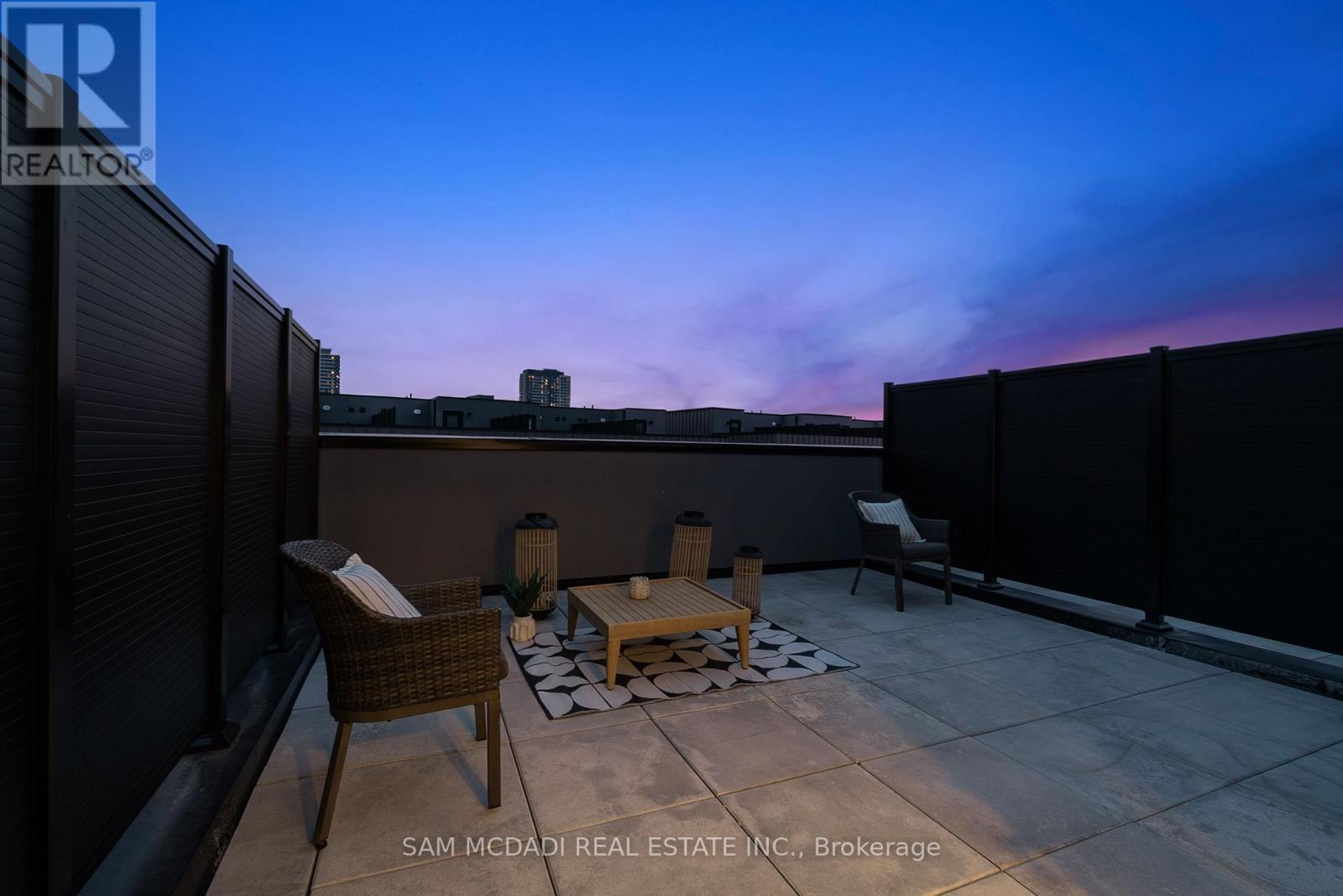 Photo 33 of 33 Burleigh Mews, Vaughan ON