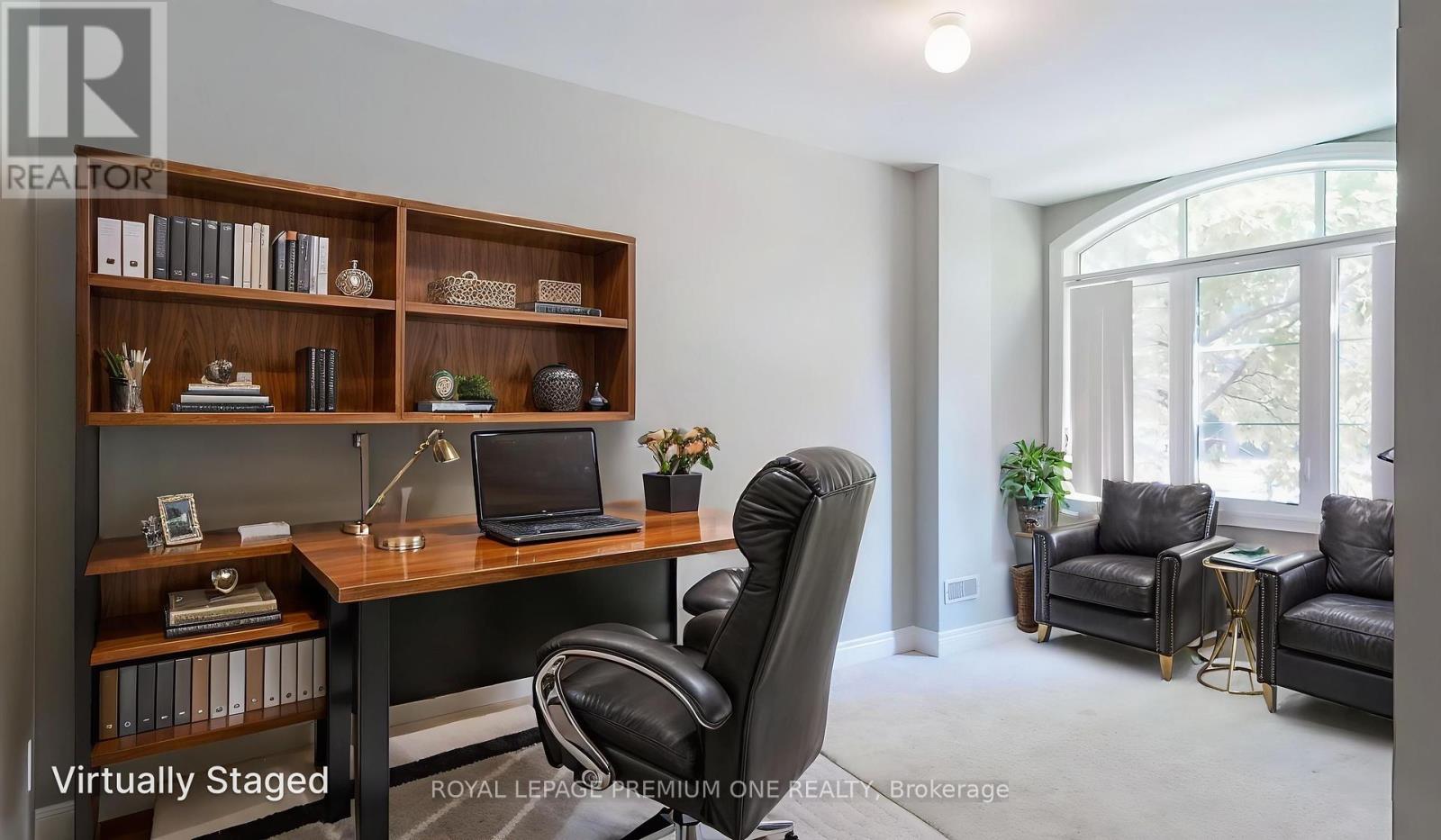Photo 1 of 71 Dryden Way N, Toronto ON