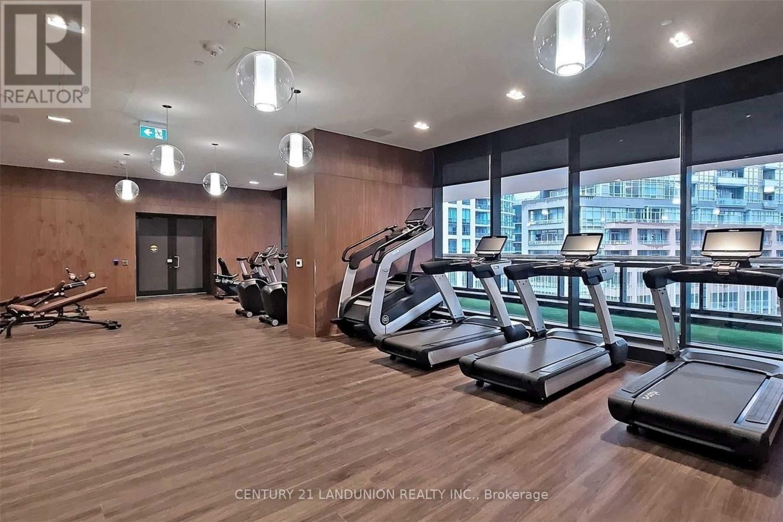 Photo 23 of 902 19 Bathurst Street, Toronto ON