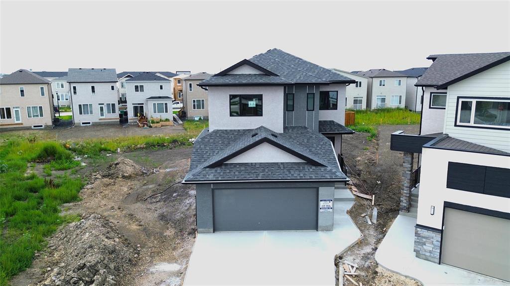 Photo 5 of 15 Englemann Cove, Winnipeg MB