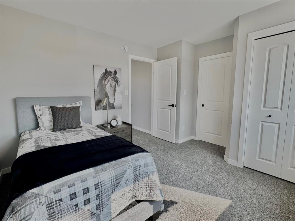 Photo 1 of 15 Englemann Cove, Winnipeg MB