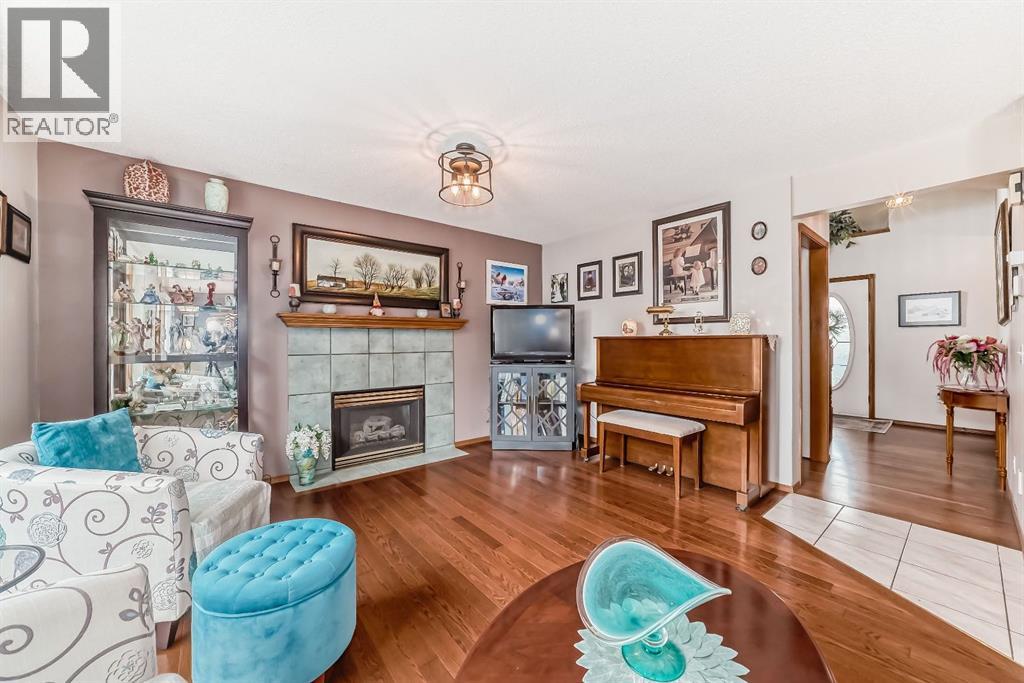 Single Family House for Sale in  Coral Keys Place NE Coral Springs Calgary 