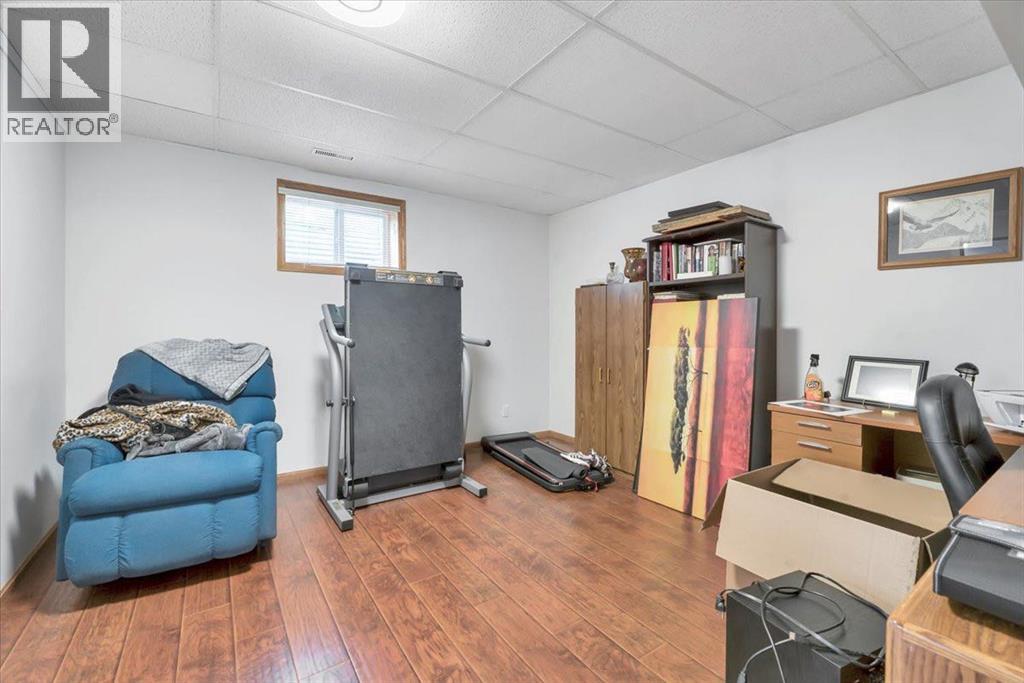 Single Family House for Sale in  Coral Keys Place NE Coral Springs Calgary 