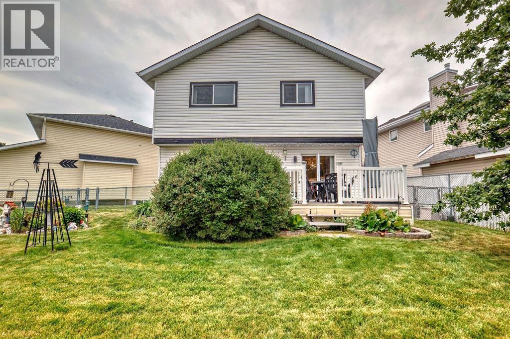 Single Family House for Sale in  Coral Keys Place NE Coral Springs Calgary 