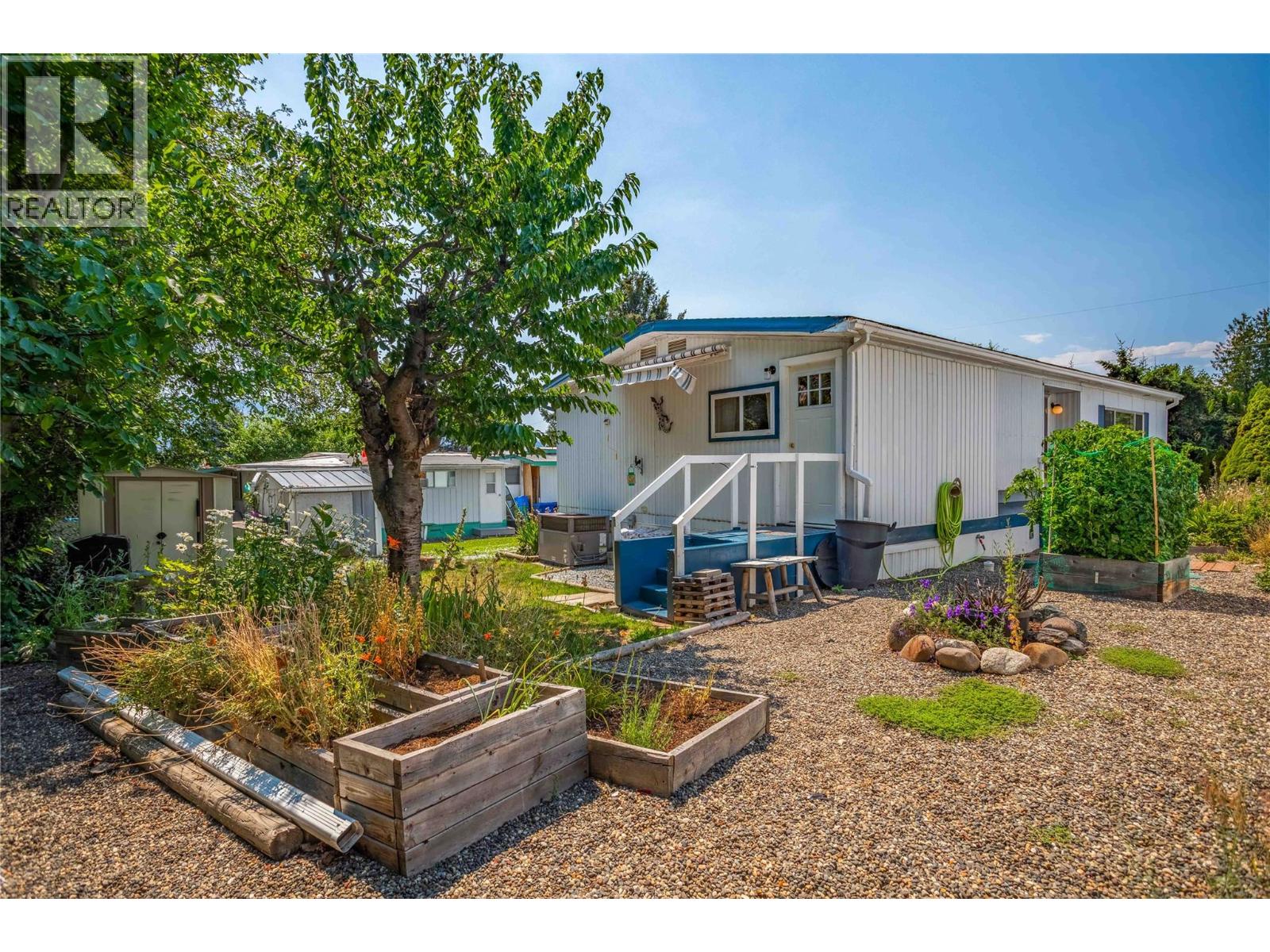 28 1881 Boucherie Road, Westbank