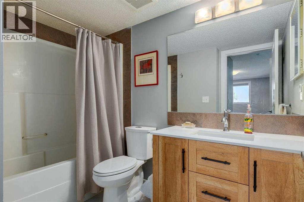 Single Family House for Sale in   Country Village Circle NE Country Hills Village Calgary 