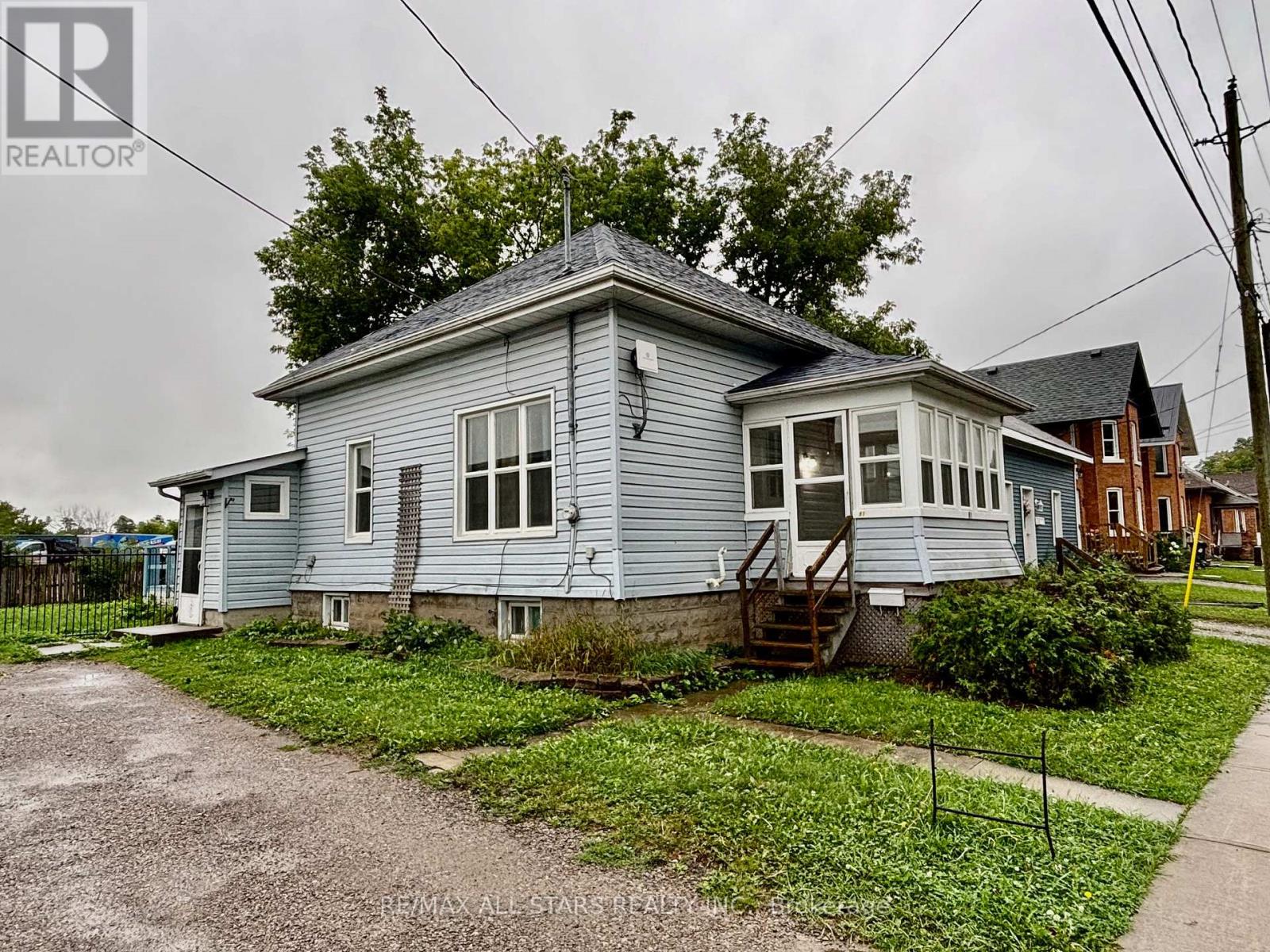 Photo 14 of 81 Durham Street W, Kawartha Lakes ON