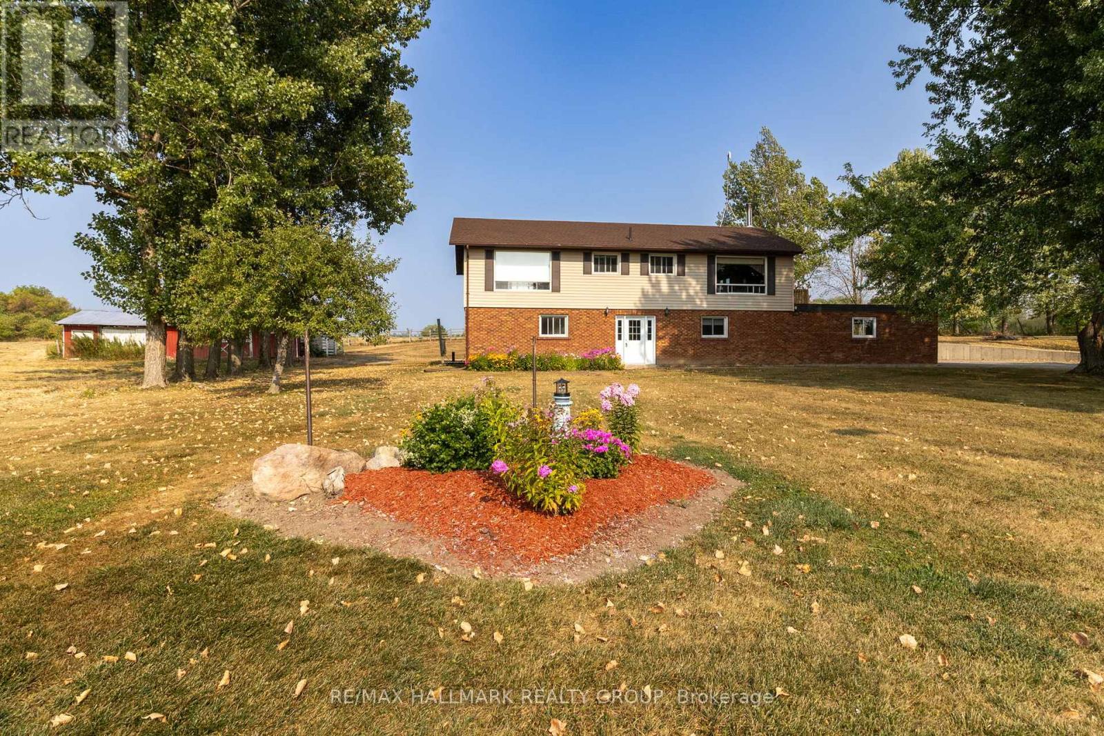 Photo 7 of 307 County Rd 5 Road, Front Of Yonge ON