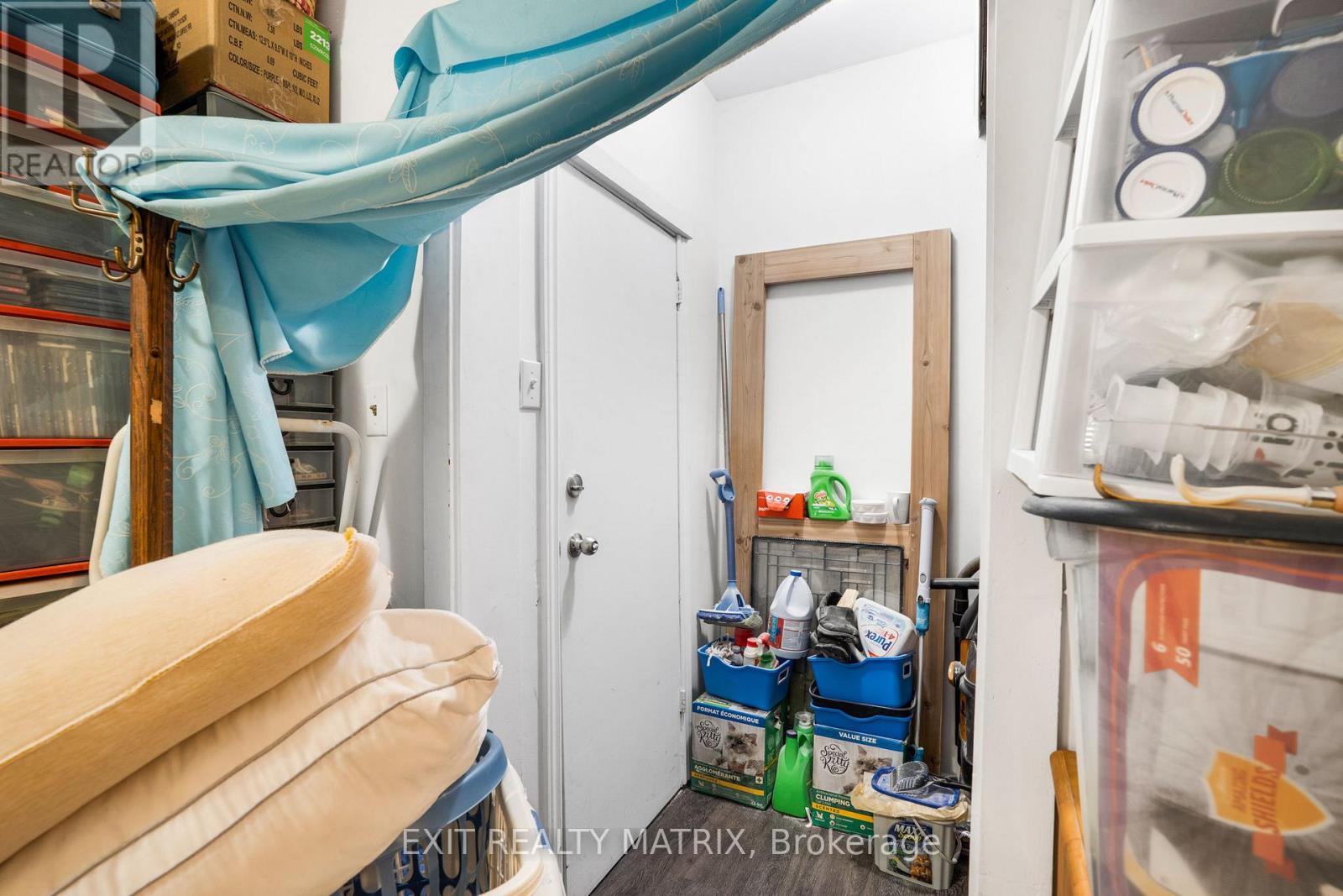Photo 21 of 98 Albert Street, North Dundas ON