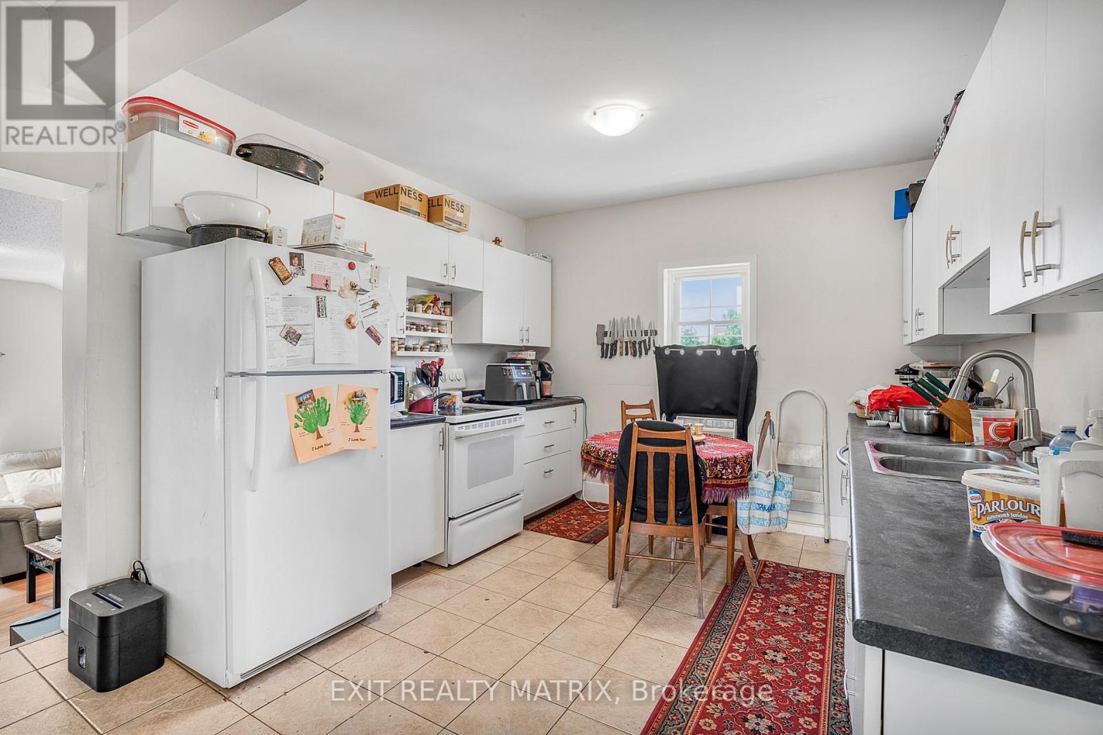 Photo 13 of 98 Albert Street, North Dundas ON