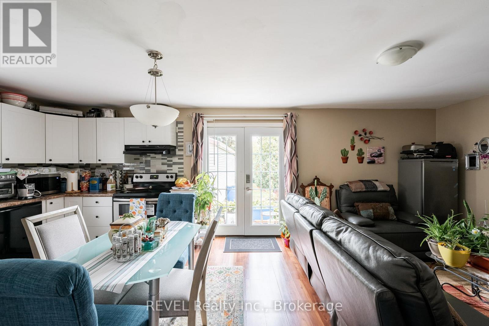Photo 27 of 4544 Crysler Avenue, Niagara Falls ON
