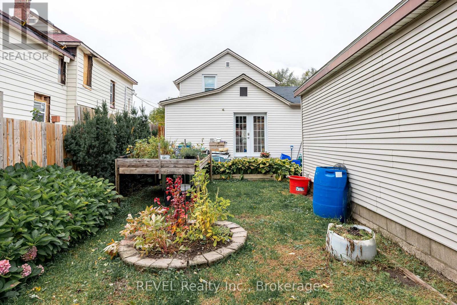 Photo 39 of 4544 Crysler Avenue, Niagara Falls ON