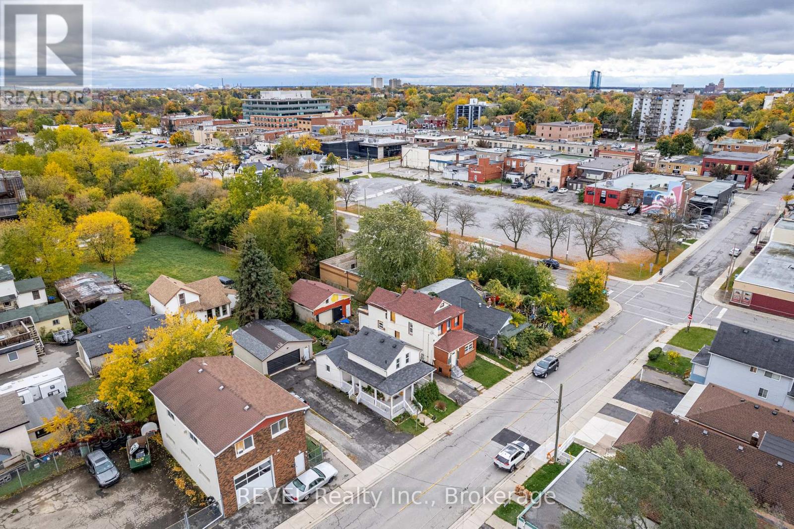Photo 26 of 4544 Crysler Avenue, Niagara Falls ON