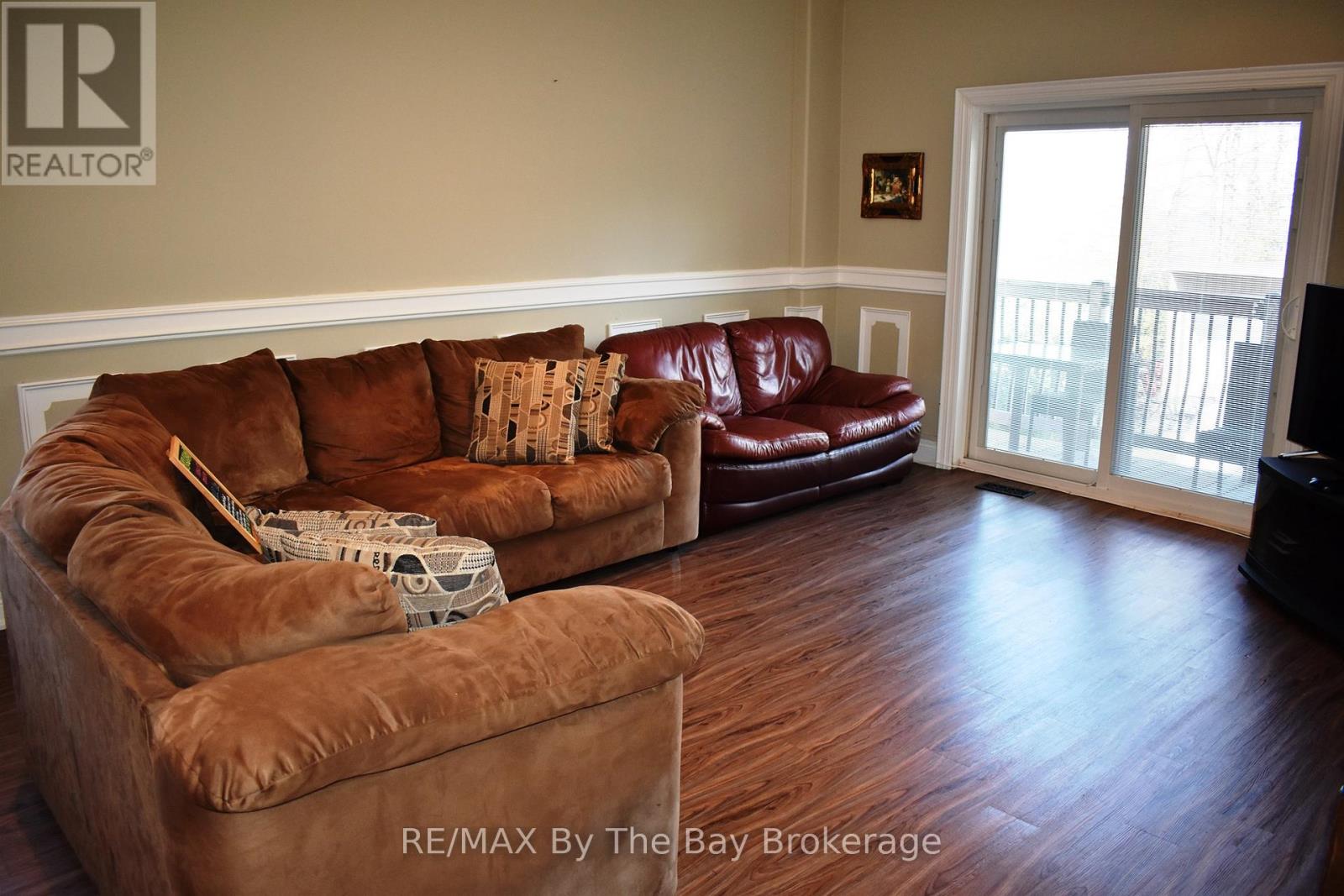 Photo 14 of 332 Coastline Drive, Wasaga Beach ON