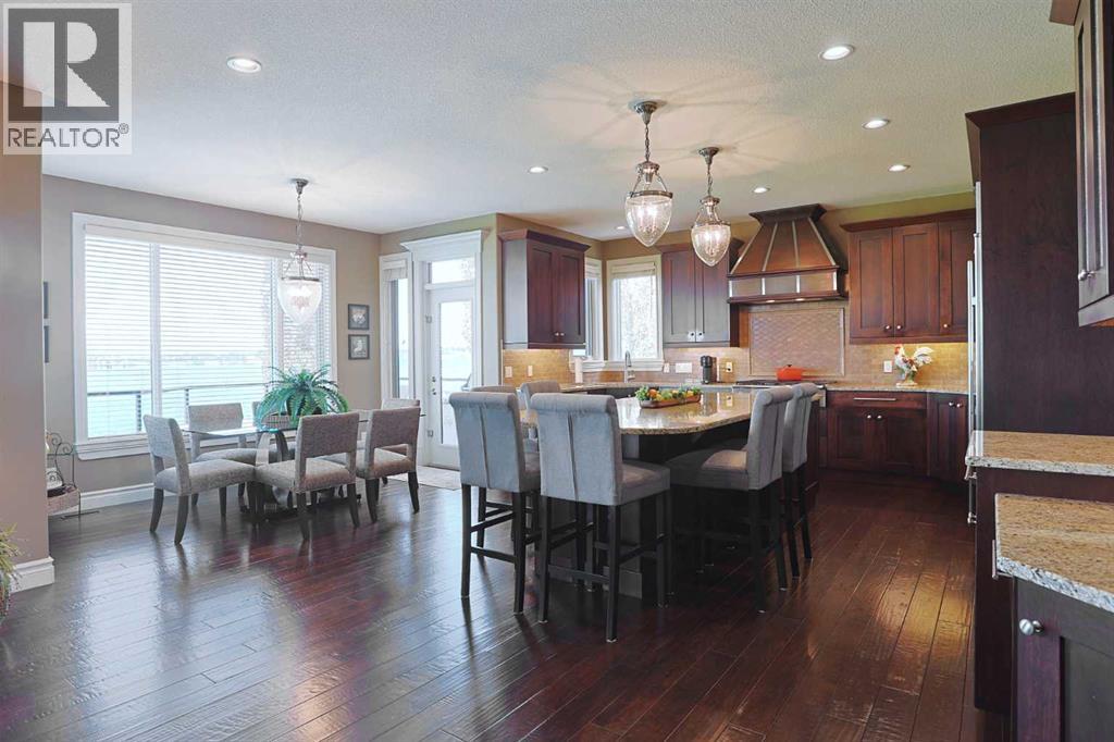 Photo 43 of 117 Rockcliff Bay Nw, Calgary AB