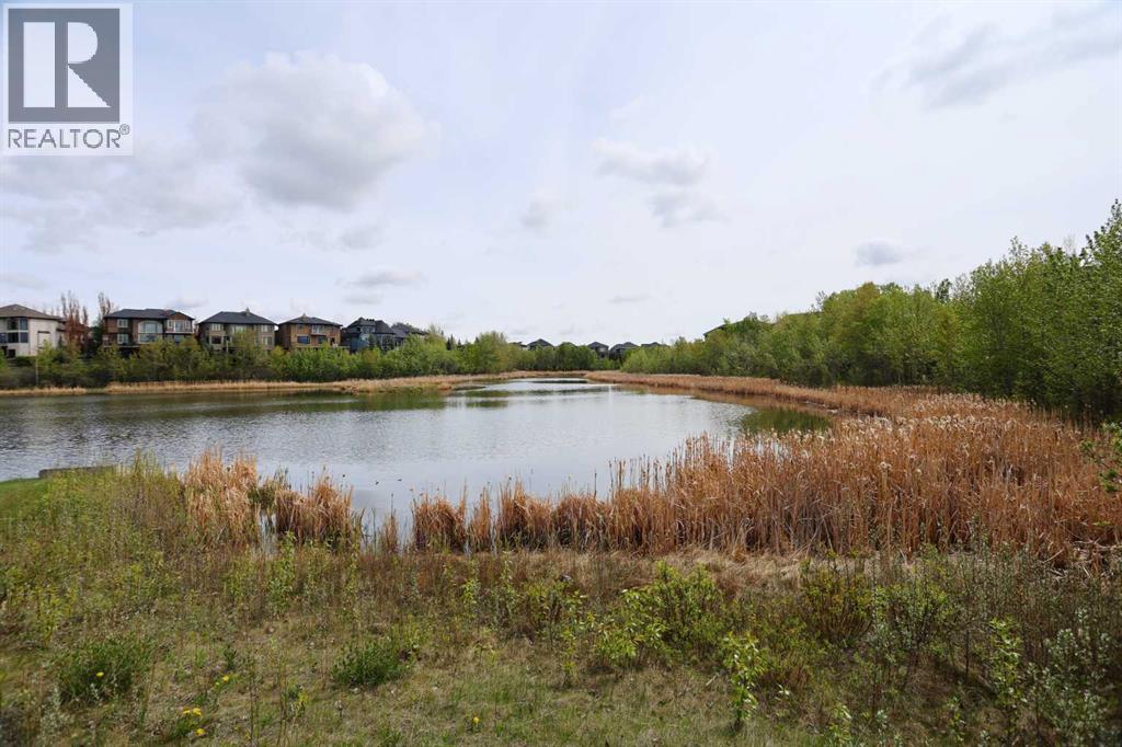 Photo 41 of 117 Rockcliff Bay Nw, Calgary AB