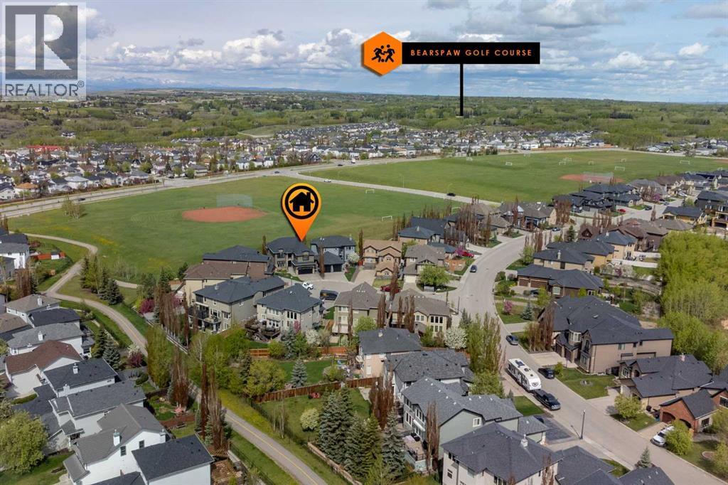 Photo 12 of 117 Rockcliff Bay Nw, Calgary AB