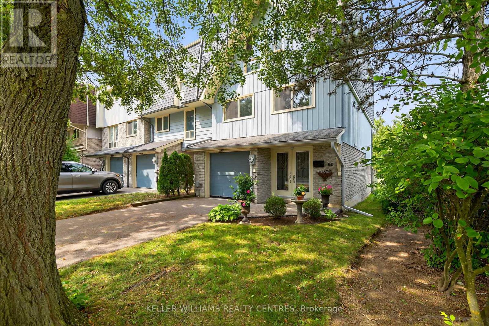Photo 33 of 80 Poplar Crescent, Aurora ON