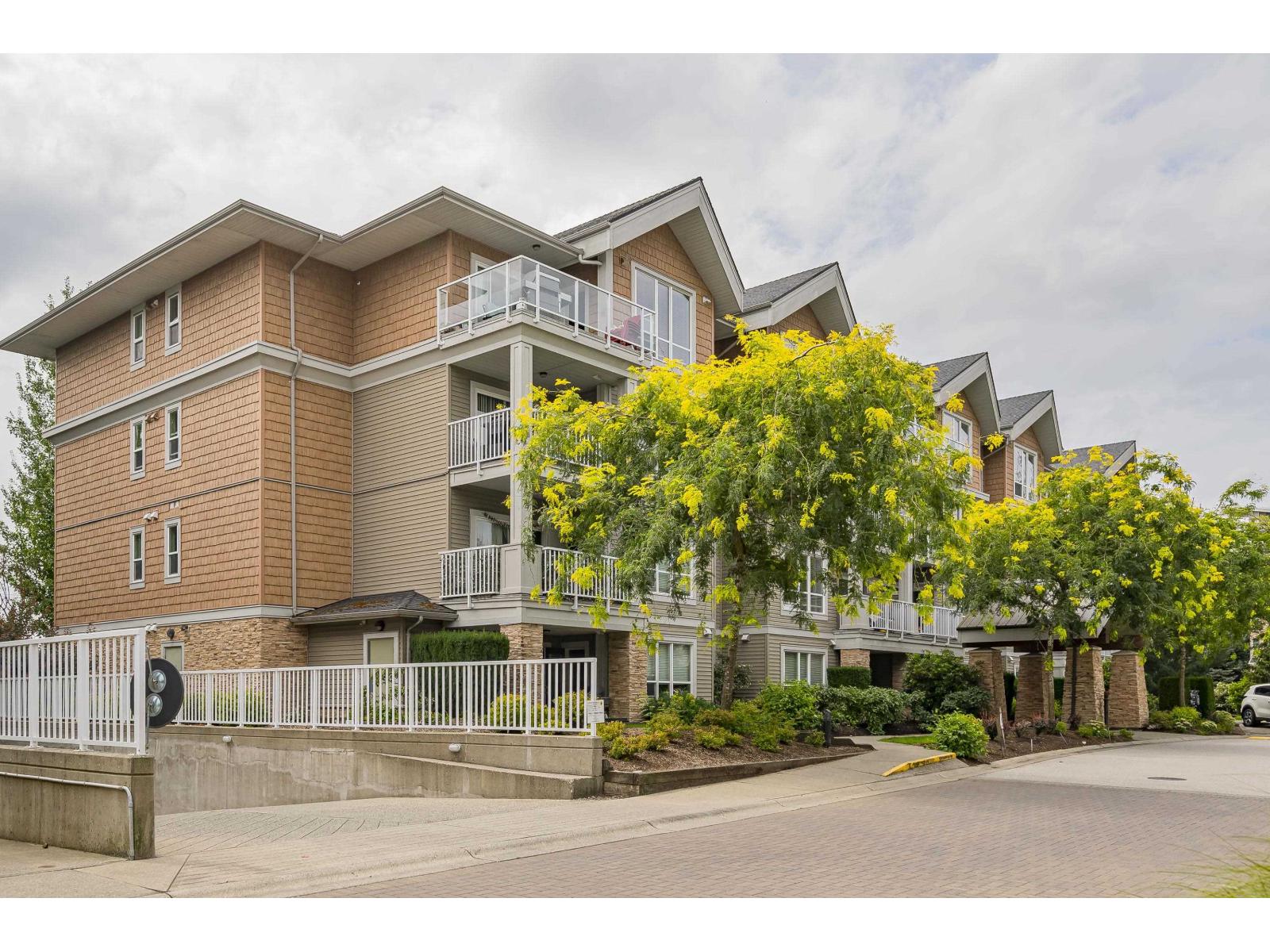 Photo 35 of 310 6430 194 Street, Surrey BC