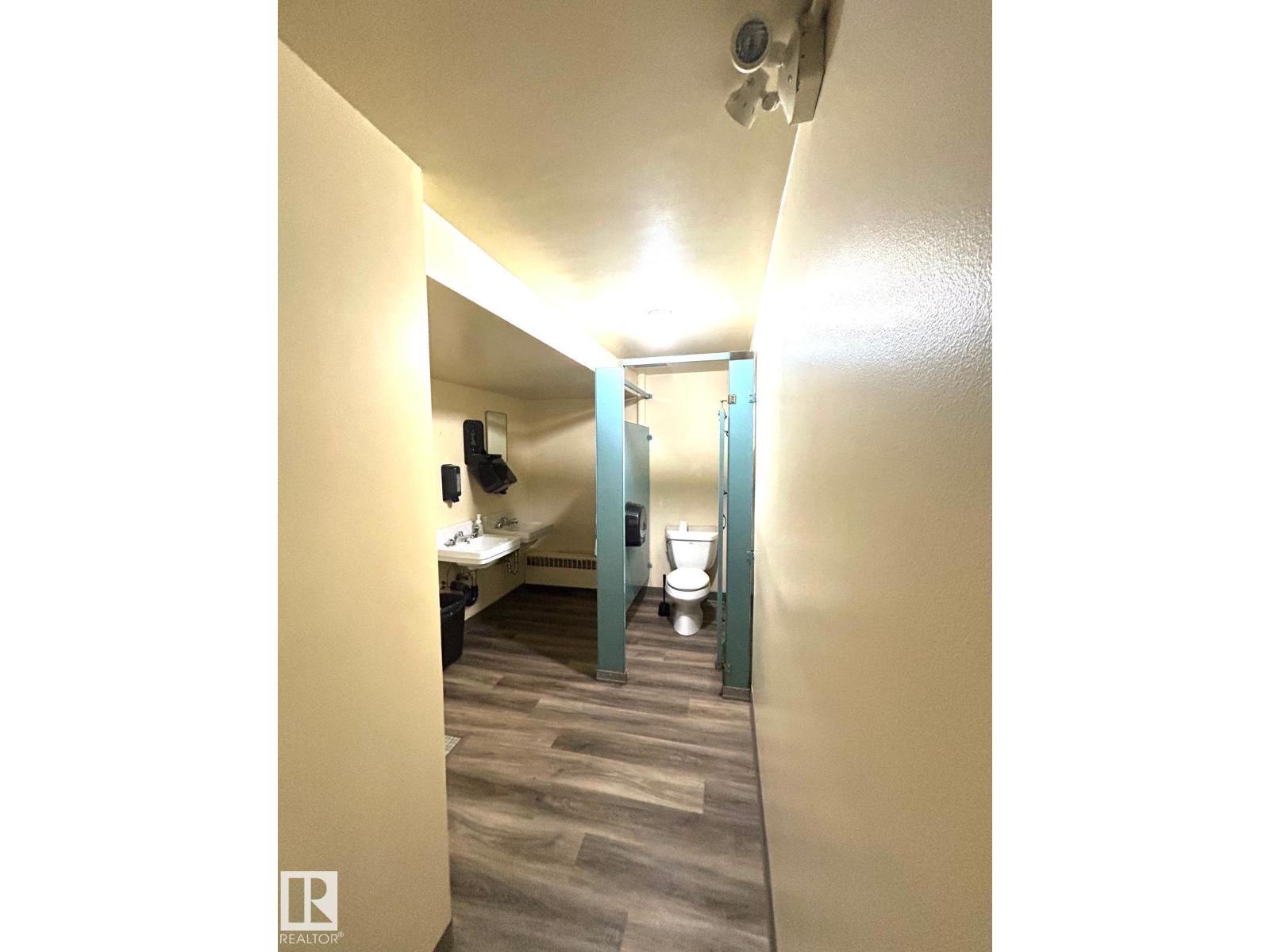 Photo 1 of 8951 82 Av Nw, Edmonton AB