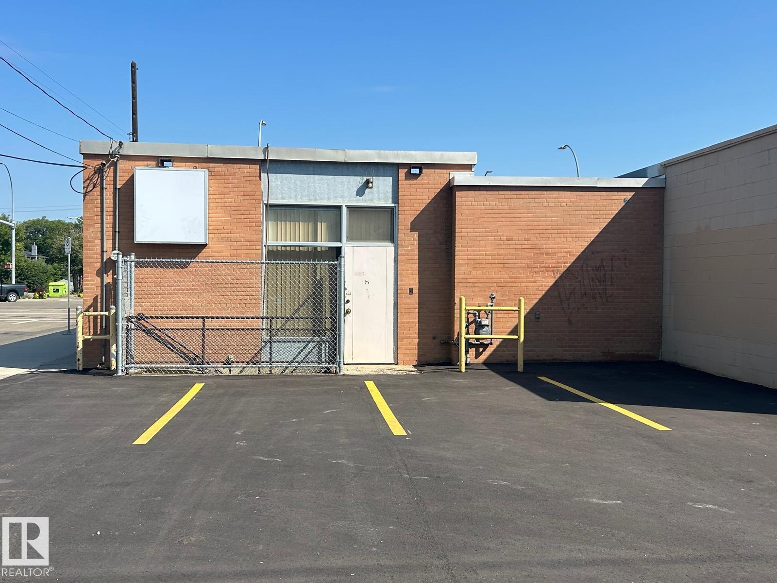Photo 21 of 8951 82 Av Nw, Edmonton AB