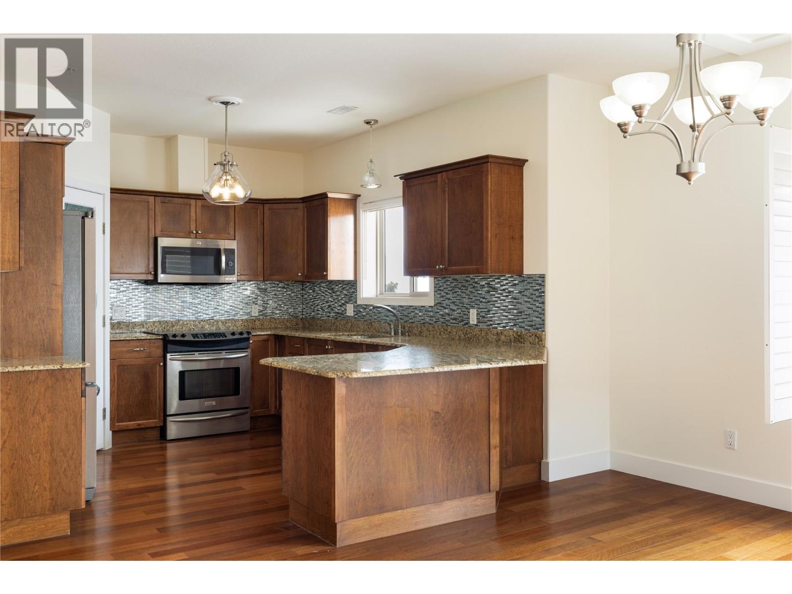 Photo 9 of 1966 Durnin Road Unit 801, Kelowna BC