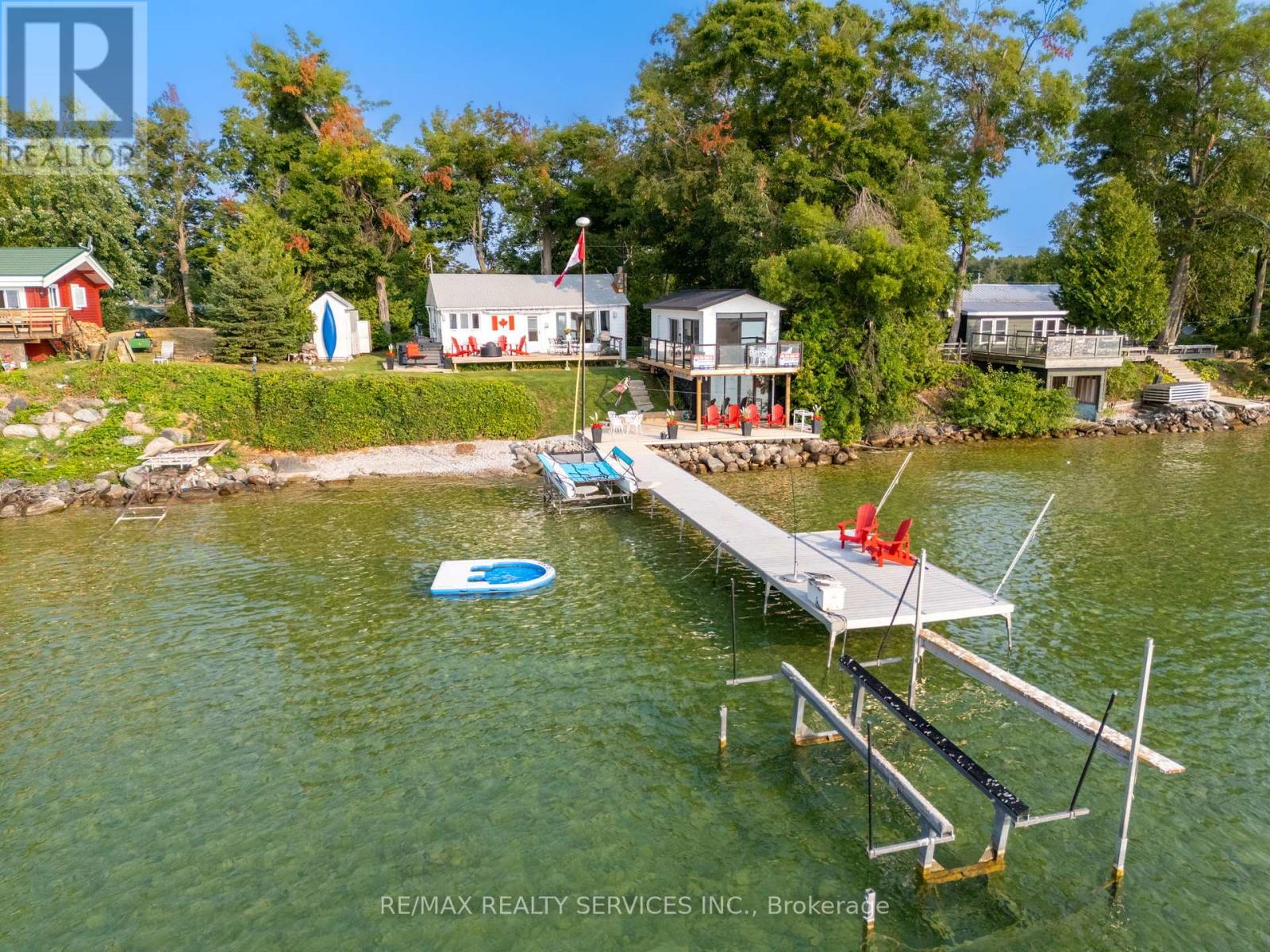 Photo 3 of 103 Ivy Lane, Orillia ON