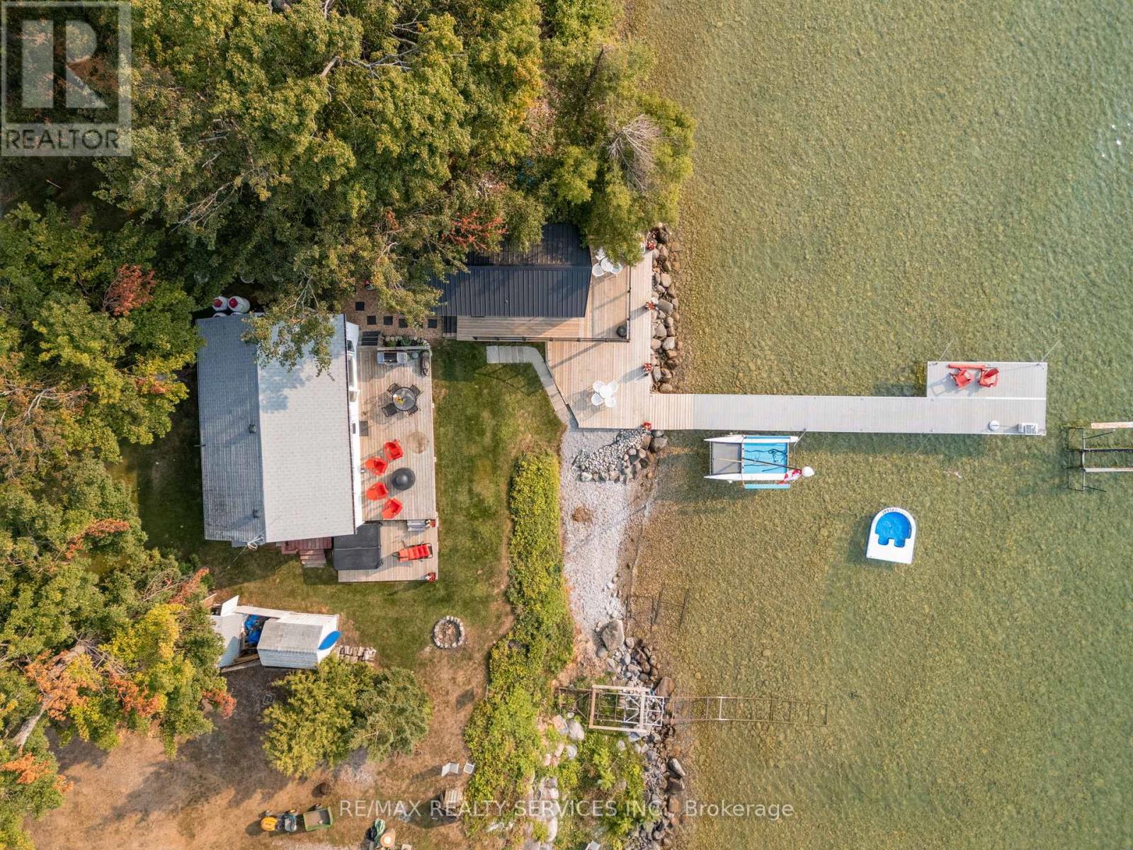 103 IVY LANE - 3