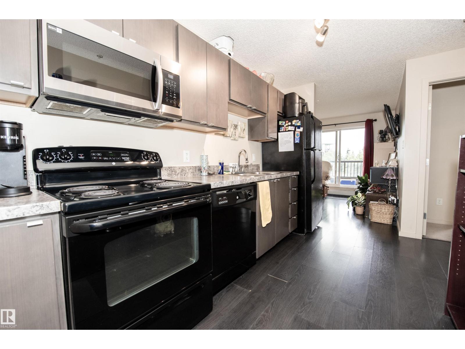 Photo 12 of 256 1196 Hyndman Rd Nw, Edmonton AB
