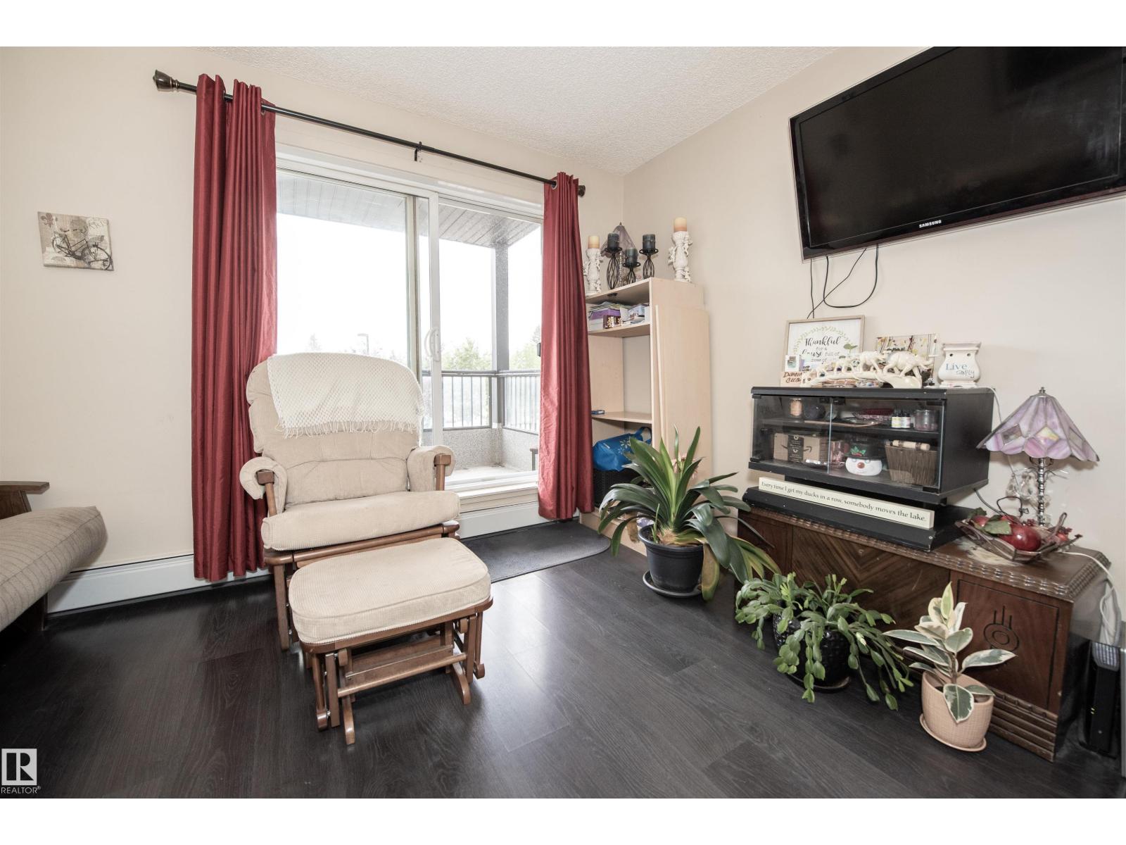 Photo 14 of 256 1196 Hyndman Rd Nw, Edmonton AB