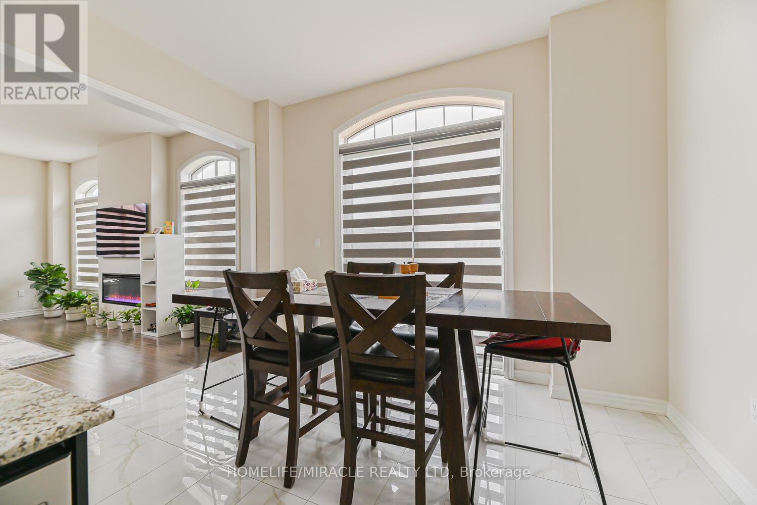 Photo 21 of 9 Bavenden Crescent, Brampton ON