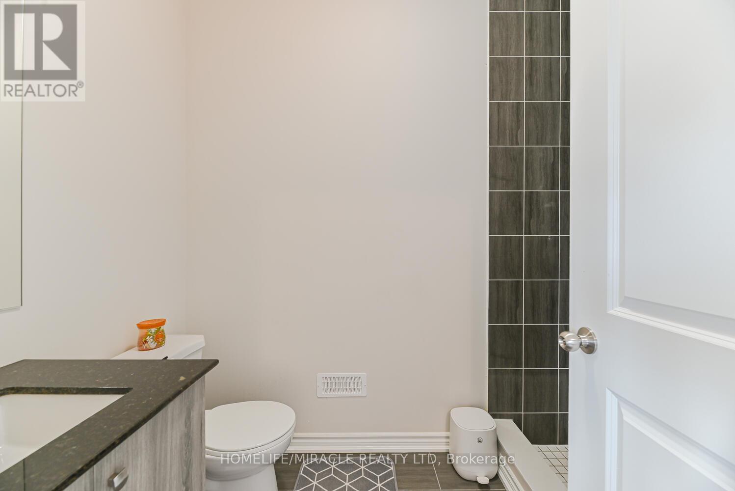 Photo 28 of 9 Bavenden Crescent, Brampton ON