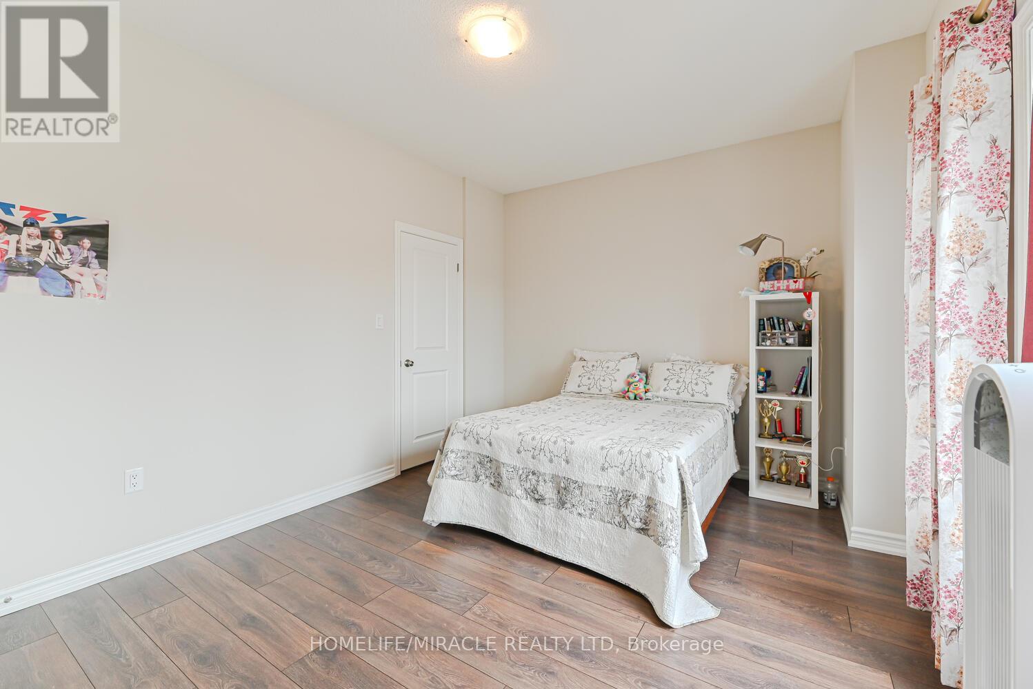 Photo 36 of 9 Bavenden Crescent, Brampton ON