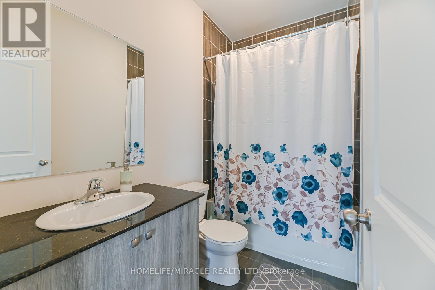 Photo 38 of 9 Bavenden Crescent, Brampton ON