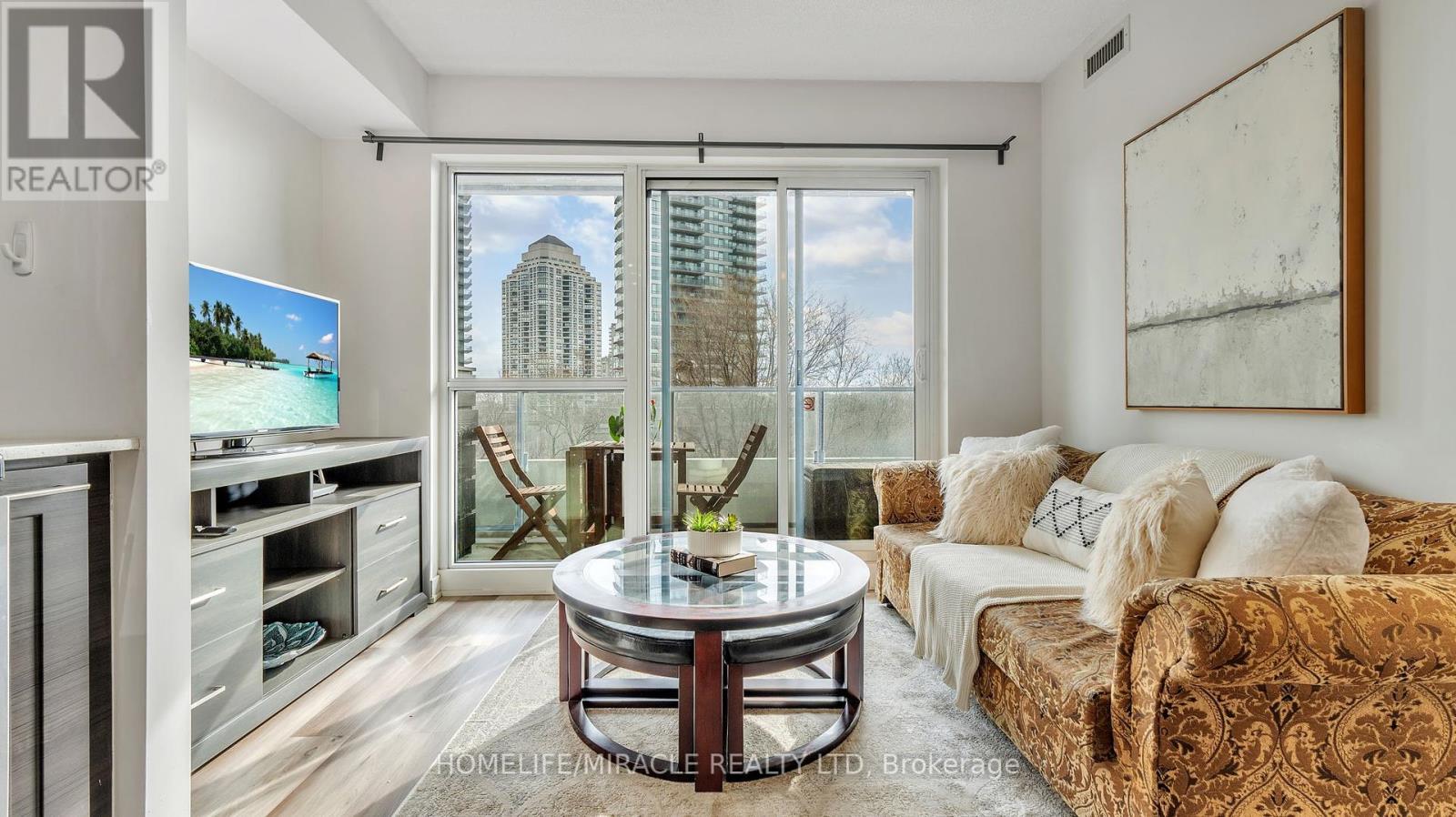 Photo 46 of 616 2220 Lake Shore Boulevard W, Toronto ON
