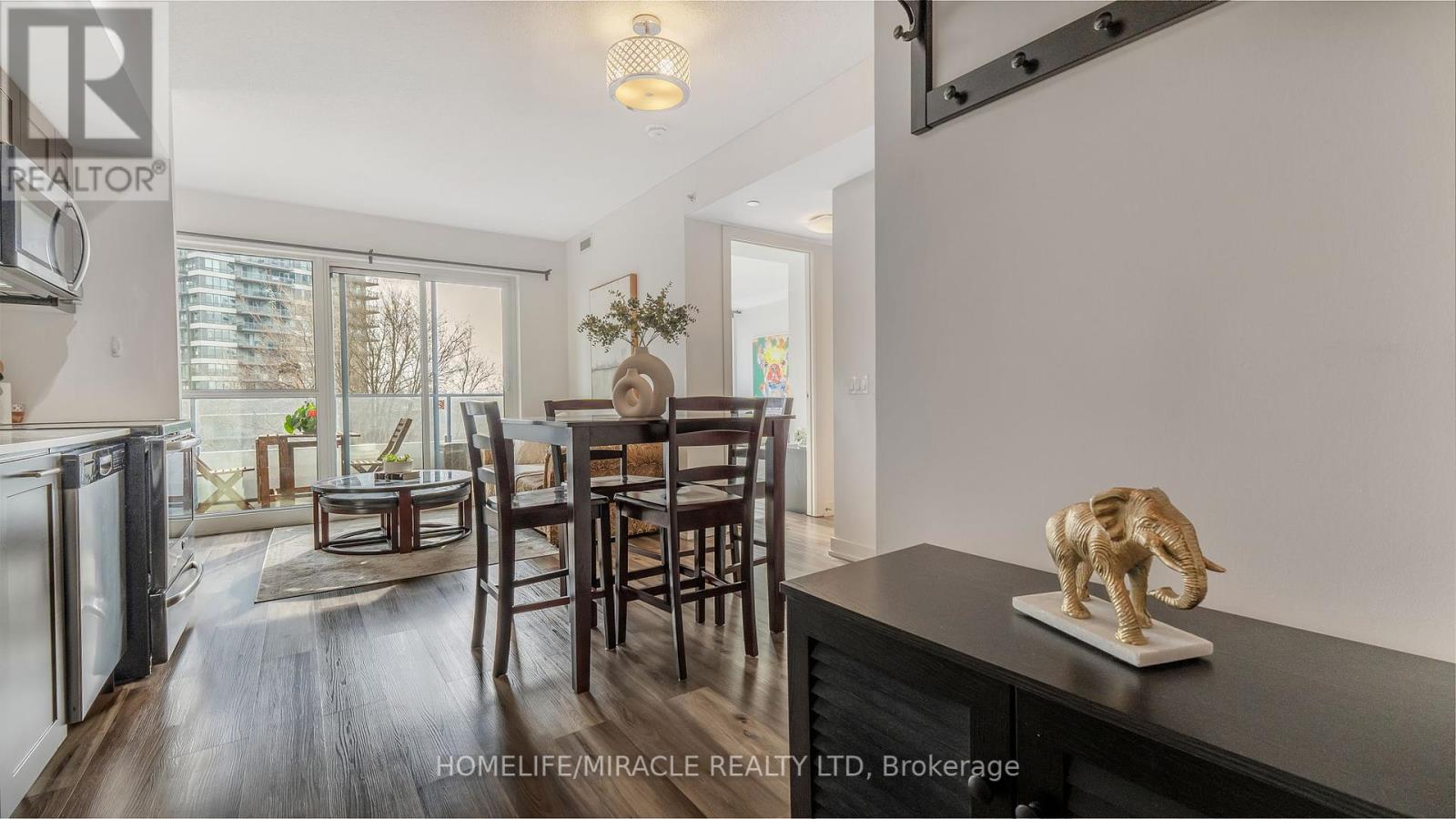 Photo 21 of 616 2220 Lake Shore Boulevard W, Toronto ON