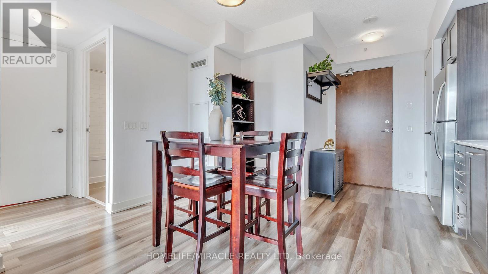 Photo 31 of 616 2220 Lake Shore Boulevard W, Toronto ON