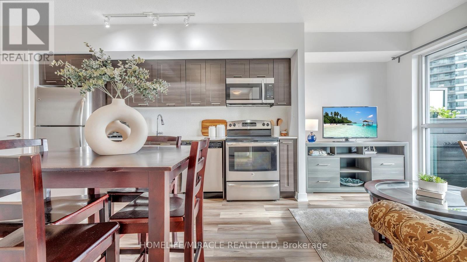 Photo 25 of 616 2220 Lake Shore Boulevard W, Toronto ON