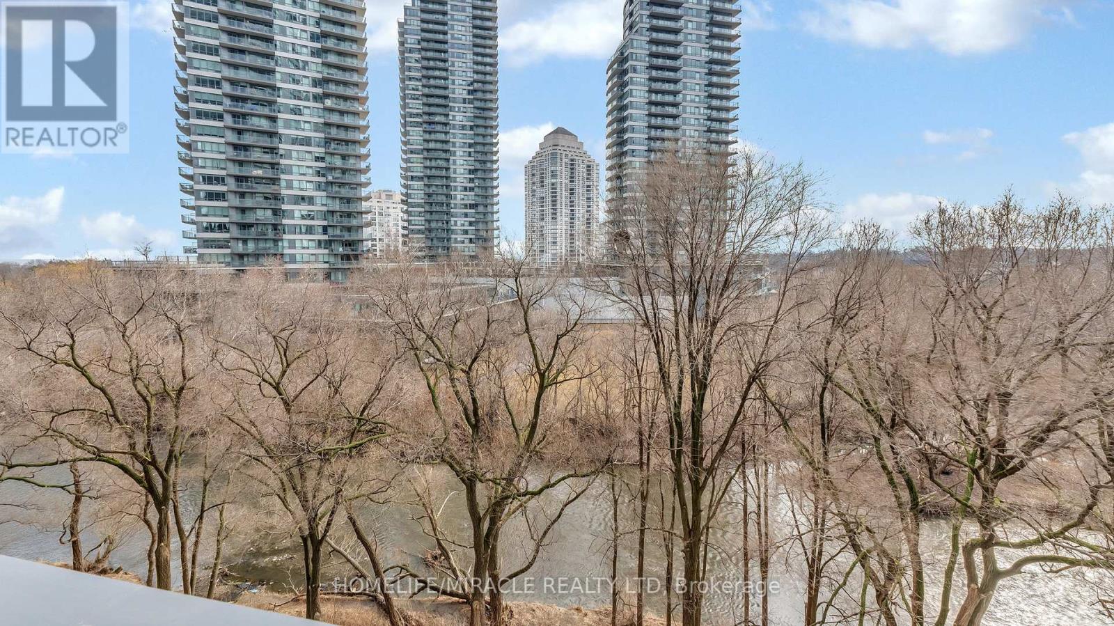 Photo 29 of 616 2220 Lake Shore Boulevard W, Toronto ON