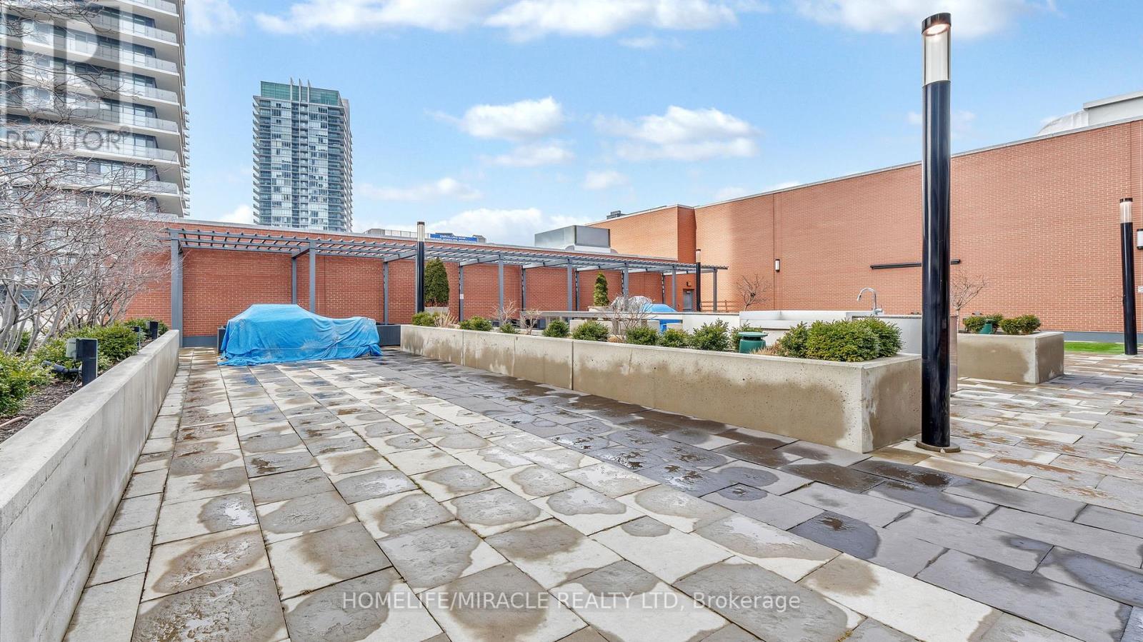 Photo 50 of 616 2220 Lake Shore Boulevard W, Toronto ON