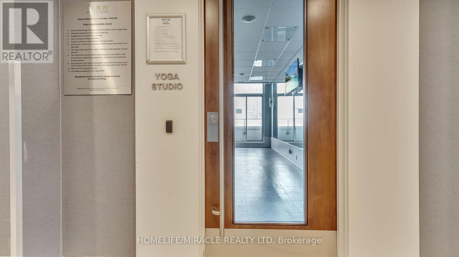 Photo 24 of 616 2220 Lake Shore Boulevard W, Toronto ON