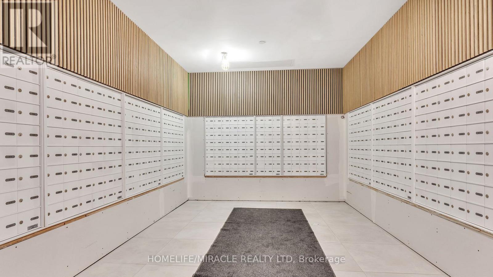 Photo 40 of 616 2220 Lake Shore Boulevard W, Toronto ON