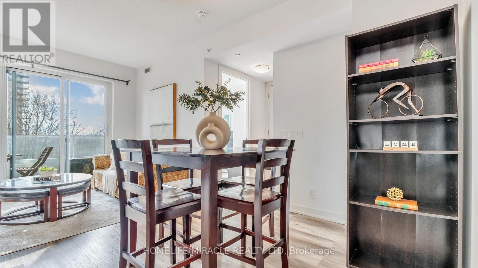 Photo 19 of 616 2220 Lake Shore Boulevard W, Toronto ON