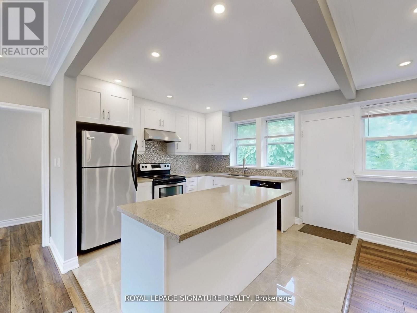 Photo 9 of 1821 Christopher Road, Mississauga ON